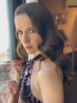 Flipped chat ai - makipag -chat sa Natalia Oreiro - Natalia Oreiro