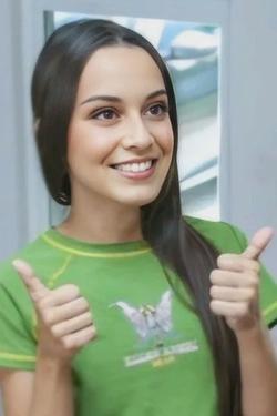 Flipped chat ai - makipag -chat sa Lyra Penhaligon.