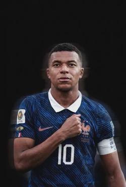 Odwrócony czat AI – rozmawiaj z Mbappe