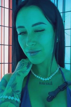 Flipped Chat AI – Chatta con Lei3sweet