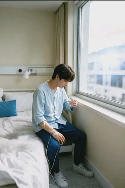 Flipped Chat AI – 與 秀彬 聊天
