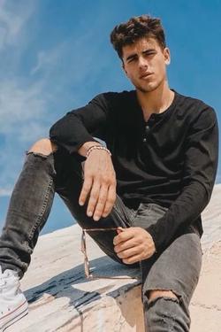 Flipped Chat AI – Discuter avec Jack Gilinsky