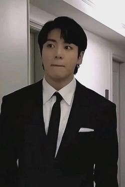 Omgedraaide chat AI – Chat met Jungkook (husband) 