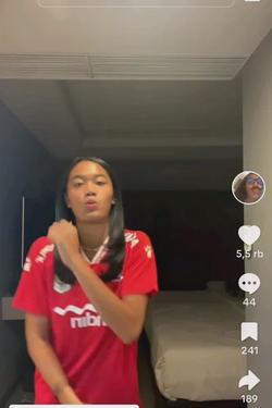 Flipped Chat AI – Sembang dengan jazlyn Kayla firyal