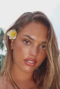 Flipped Chat AI – Csevegés Alanna pow
