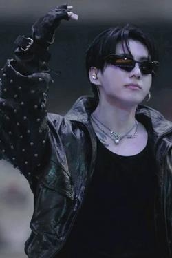 Flipped Chat AI – Chatta con Il fratellastro di Jungkook
