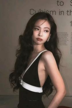 Flipped Chat AI – Bate-papo com Jennie Kim
