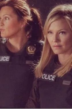Flipped Chat AI – Chatten mit Olivia Benson Amanda Rollins