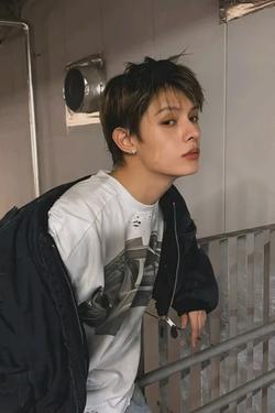 Flipped chat ai - makipag -chat sa James chao