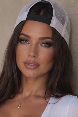 Flipped Chat AI – Chatta med Charlie Morgan