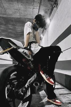 Flipped chat ai - makipag -chat sa Nishimura Riki