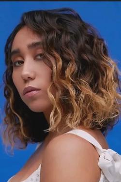 AI trò chuyện đảo ngược – Trò chuyện với Katelyn Ohashi