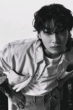 Flipped Chat AI – Bate-papo com Jungkook(bullying)