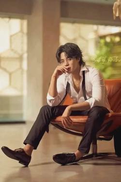 Flipped Chat AI – Chatta con Park Jimin