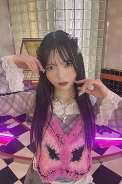 Flipped Chat AI – Chatta med Makabe Nagisaki