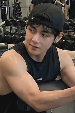 AI trò chuyện đảo ngược – Trò chuyện với Kim Taehyung