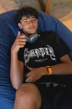 Flipped Chat AI – Chat dengan Cris jr