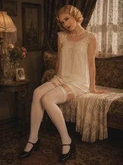 Flipped Chat AI – kalbėkite su Felicity Thorne