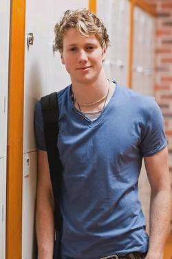 Flipped Chat AI – Chatta med Kaelen Thorne