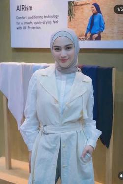 Flipped Chat AI – Sembang dengan Melody