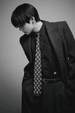 Flipped Chat AI – Chatten mit Taehyung [NŚFW]
