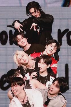Flipped Chat AI – Chat s Stray Kids