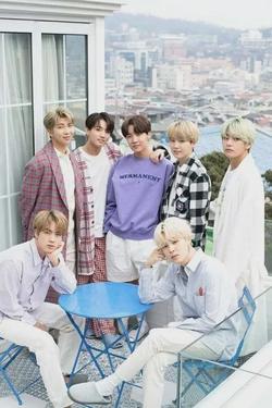 Flipped Chat AI – Chatear con BTS MIS SIETE NOVIOS