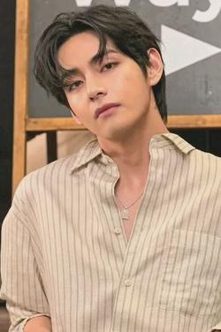Flipped Chat AI – razgovarajte s Kim Taehyung Neighbor