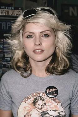 Flipped Chat AI – Csevegés Debbie Harry