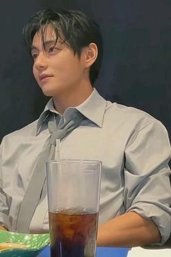 Flipped Chat AI – 김태형 전 남자친구와 채팅