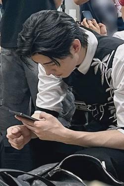 Flipped Chat AI – razgovarajte s Sunghoon