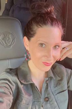 Flipped Chat AI – Csevegés Carmen „Ruby“ Heinrichs