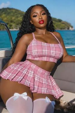 Flipped Chat AI – Chatear con Fawn Leigh