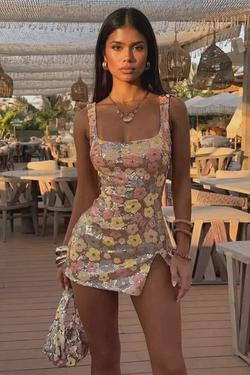 Flipped Chat AI – 與 Livia Coronadi 聊天