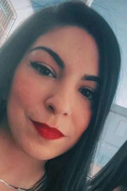 Odwrócony czat AI – rozmawiaj z Valeria Moretti