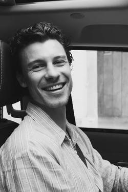 Flipped Chat AI – Chatear con Shawn Mendes