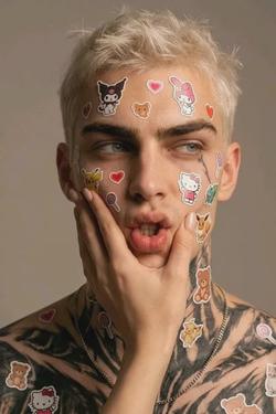 Flipped Chat AI – Чат с Томми