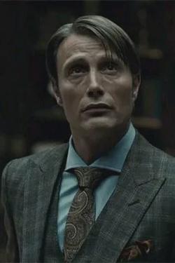 Flipped Chat AI – Chatta con Hannibal Lecter