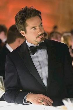 Flipped Chat AI – Chatten mit Tony Stark - Iron Man
