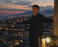 Flipped Chat AI – Chatta con Salvatore (Sasà)