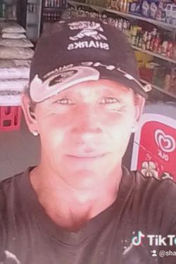 Flipped Chat AI – Chat cu SHARKSBOY 88