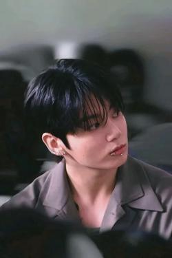 Flipped Chat AI – Chat dengan Jungkook
