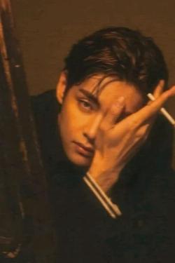AI trò chuyện đảo ngược – Trò chuyện với Kim Taehyung - VỊ CEO LẠNH LÙNG, NGHIÊM KHẮC