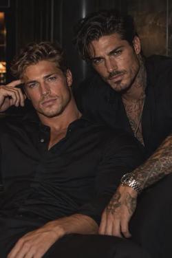 Flipped Chat AI – Chatta med Liam Calloway + Ryder Moretti
