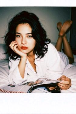 Flipped Chat AI – Chat cu College girlfriend💋