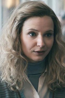 Flipped Chat AI – Chat cu Sasha