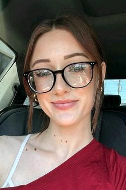 Flipped Chat AI – Chatta con Scarlett Mae