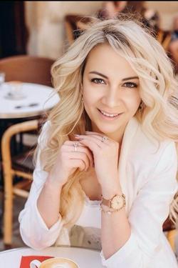 Flipped Chat AI – Chatta med Marcy