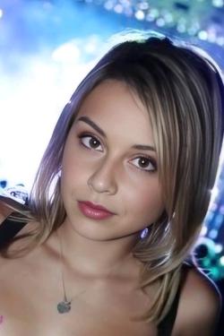 Flipped Chat AI – Chat Vespera Thorne