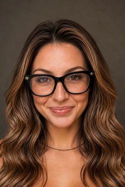 Flipped Chat AI – Csevegés Chloe Sterling